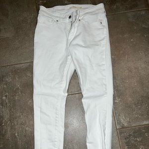 Levi white skinny jeans 27